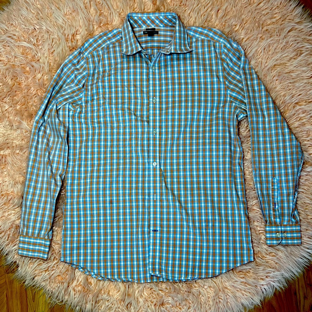 GAP 16-16/1,2. L size mans dress shirt excellent condition